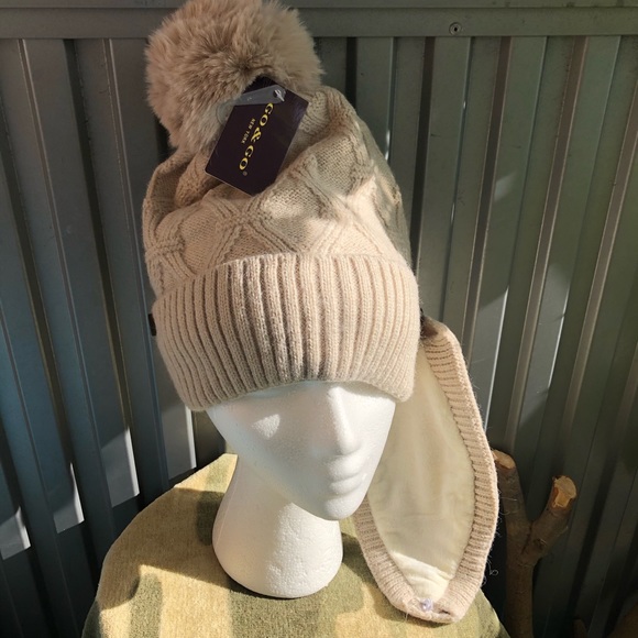 POM POM BEANIE - Picture 6 of 8